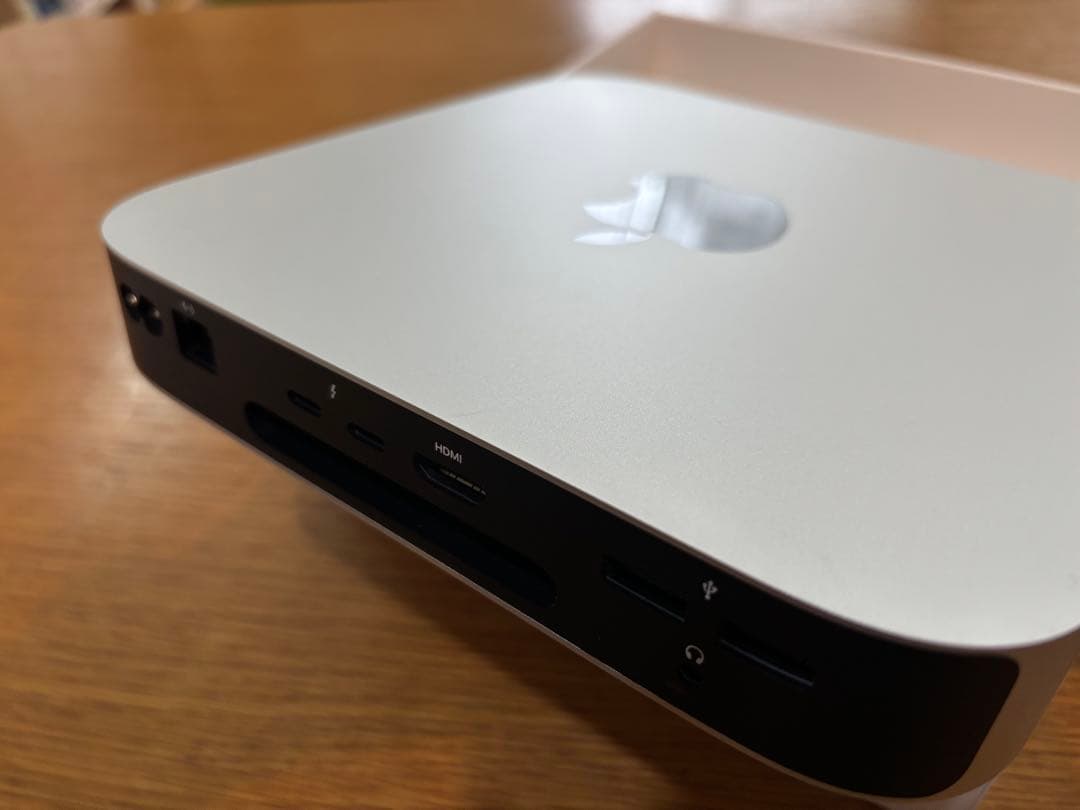 Apple Mac mini M2 256GB メモリ16GB