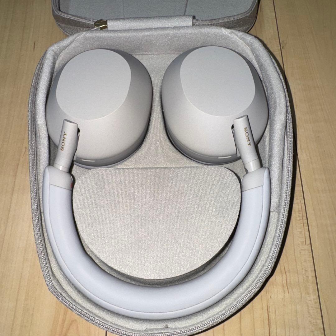 SONY ワイヤレスヘッドホン WH-1000XM5 グレー