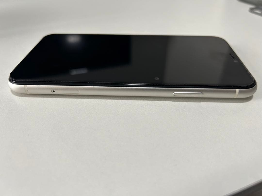 iphone11 128g ホワイト　本体