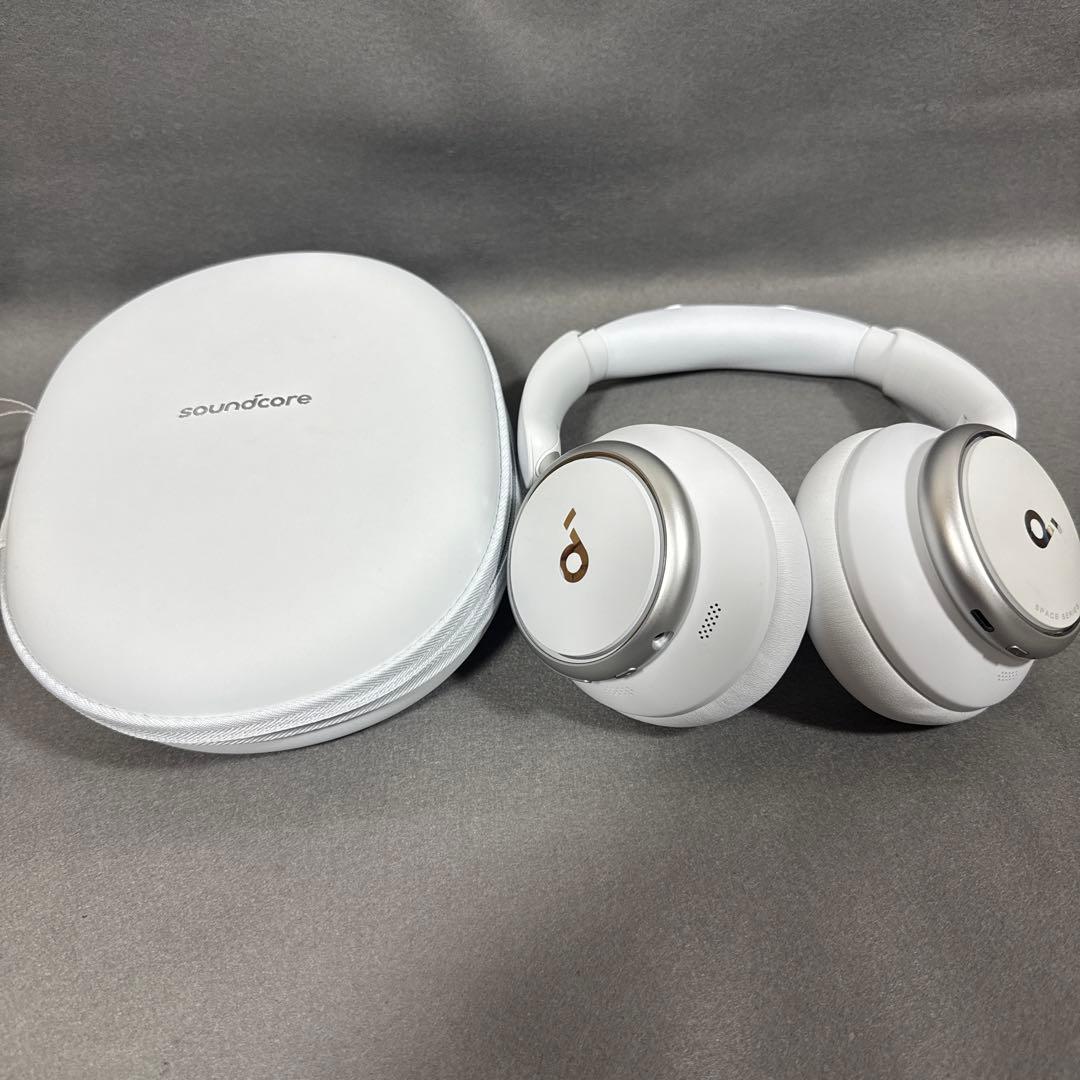 【ほぼ未使用・箱無し】Soundcore Space Q45 ホワイト