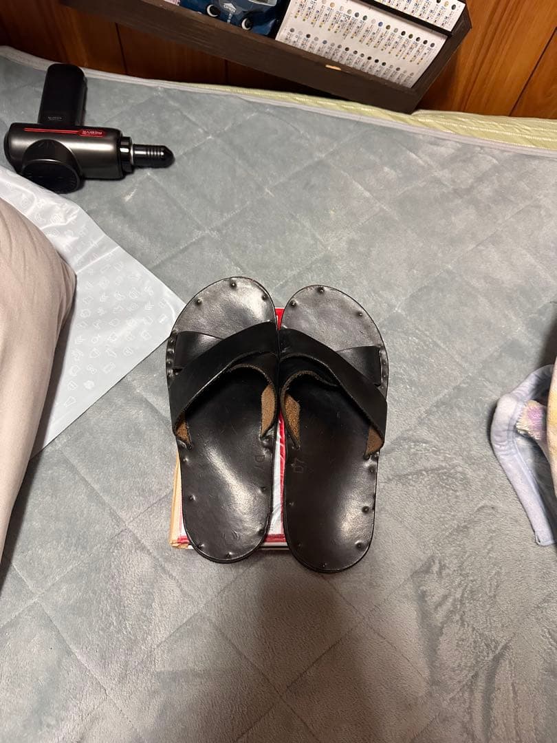 カ*者様 Jutta Neumann CROSS レザーサンダル　D7