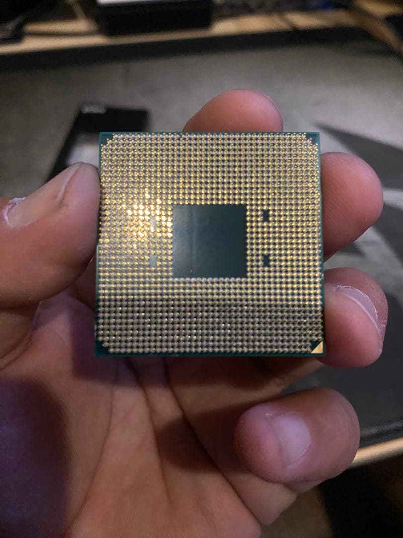 AMD Ryzen 7 5800X3D CPU 本体