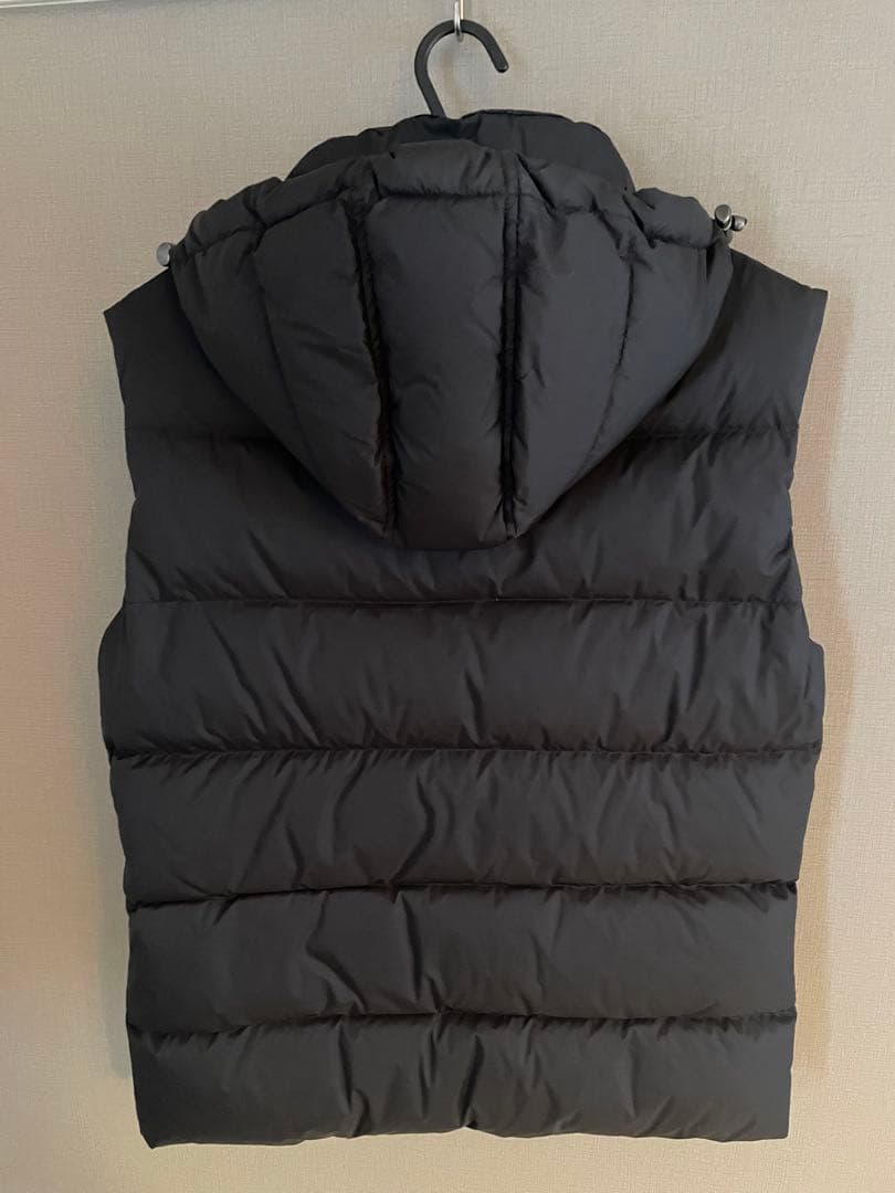 ピレネックス　ダウンベスト Sサイズ