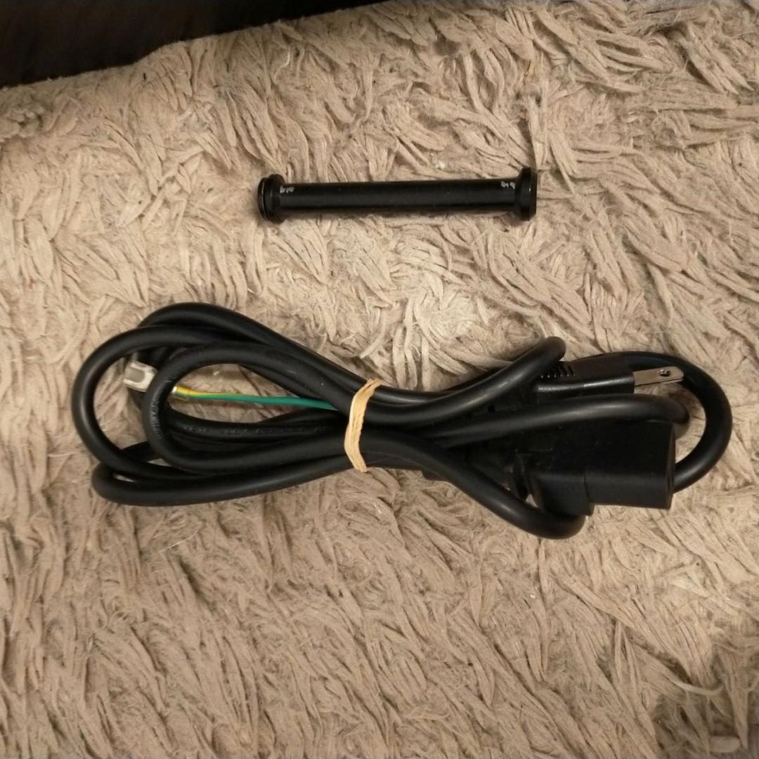 TOSHIBA 東芝 液晶カラーテレビ 32R1BDP