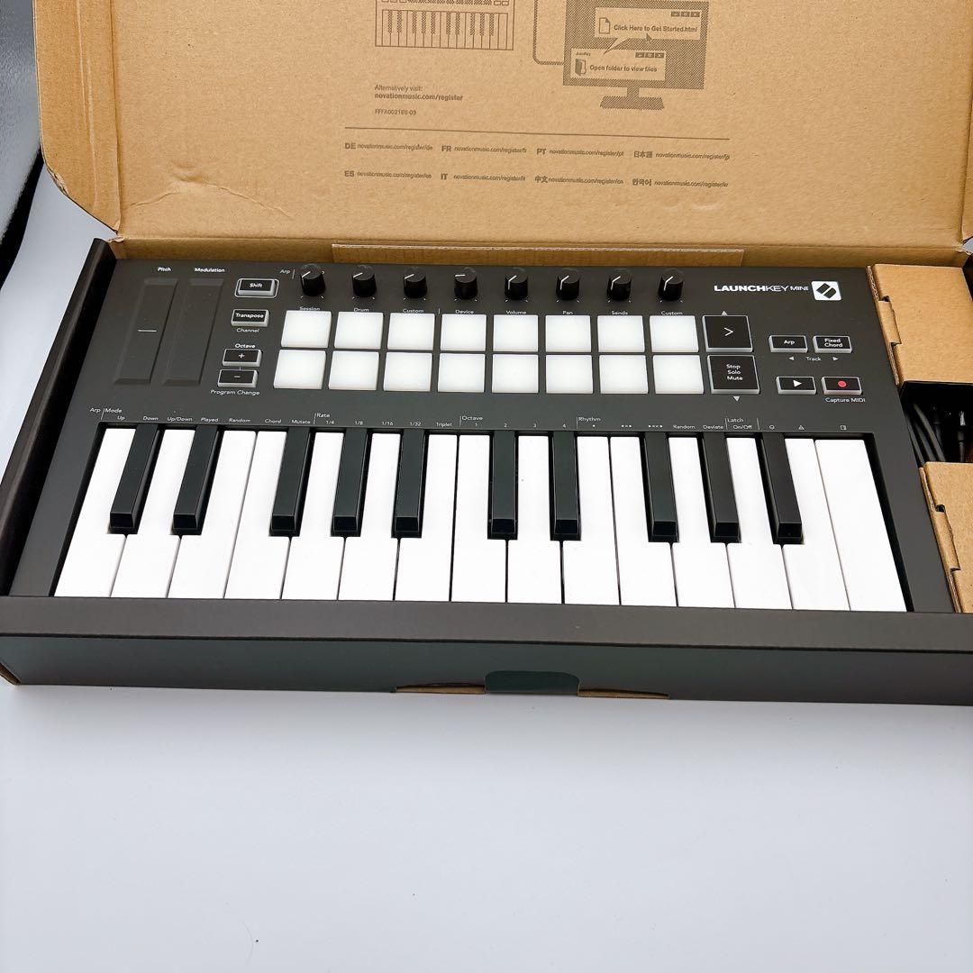 【美品】Novation Launchkey Mini MK3