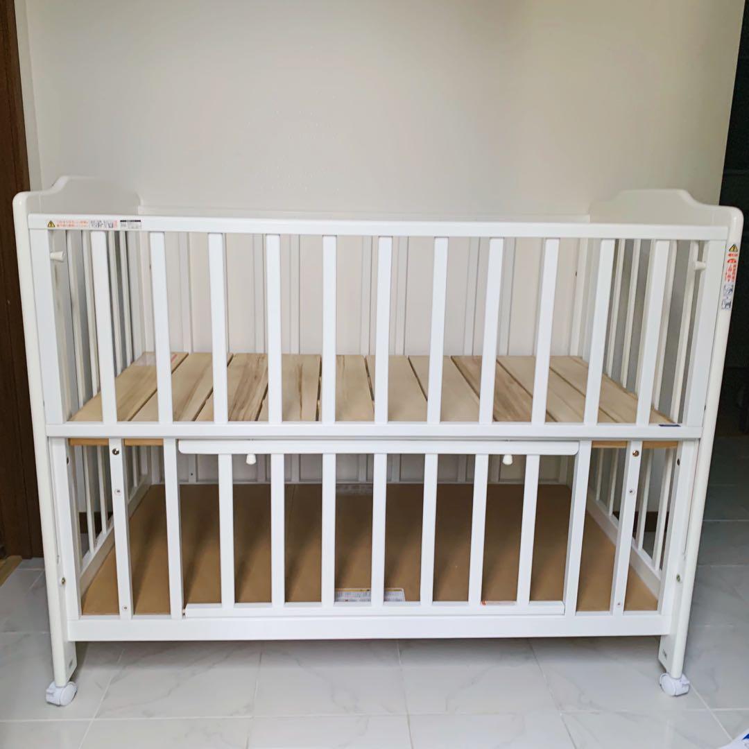 【♡送料込♡】カトージ ベビーベッド タチベッド ホワイト⭐︎