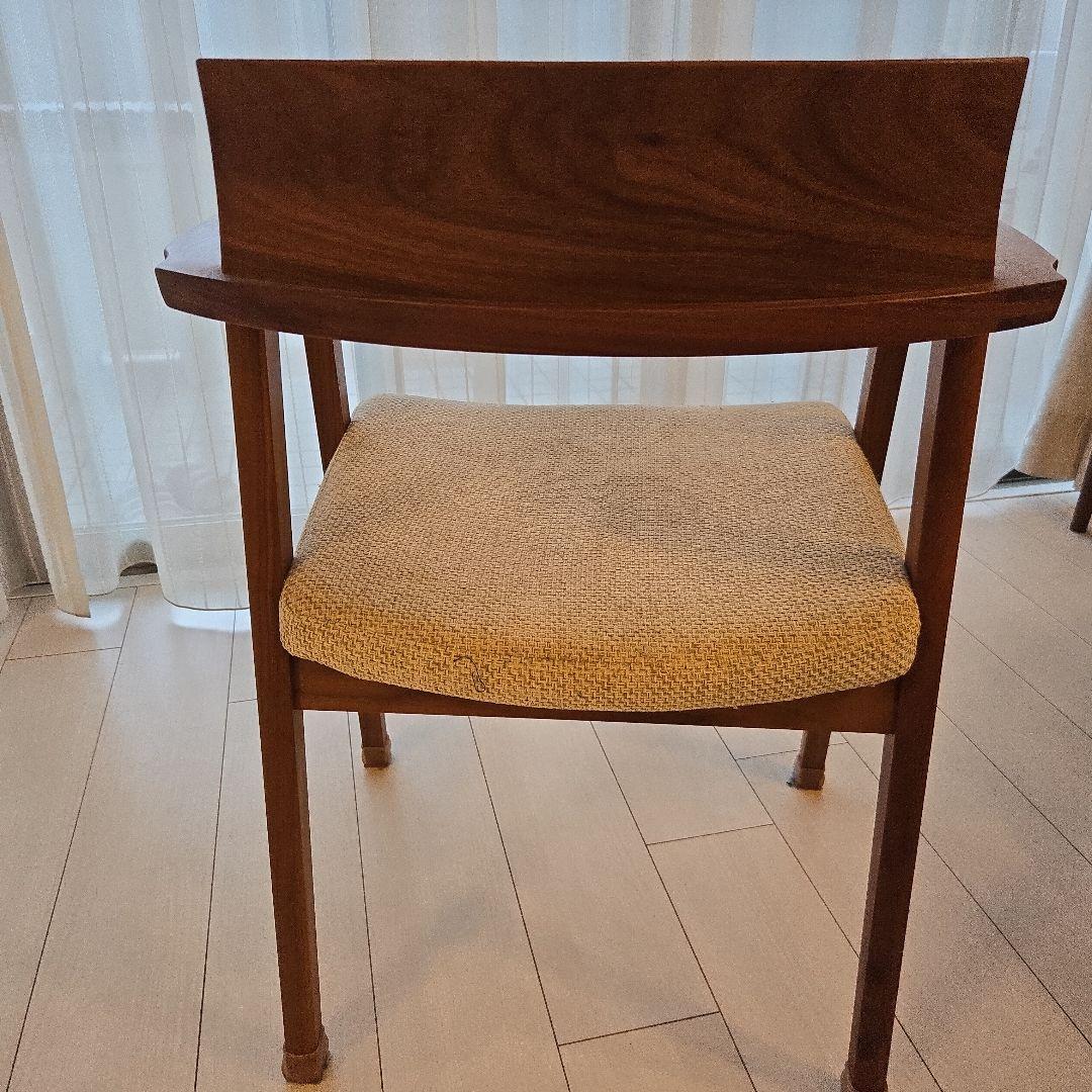 ダイニングチェア　ウォールナット無垢　ファブリック