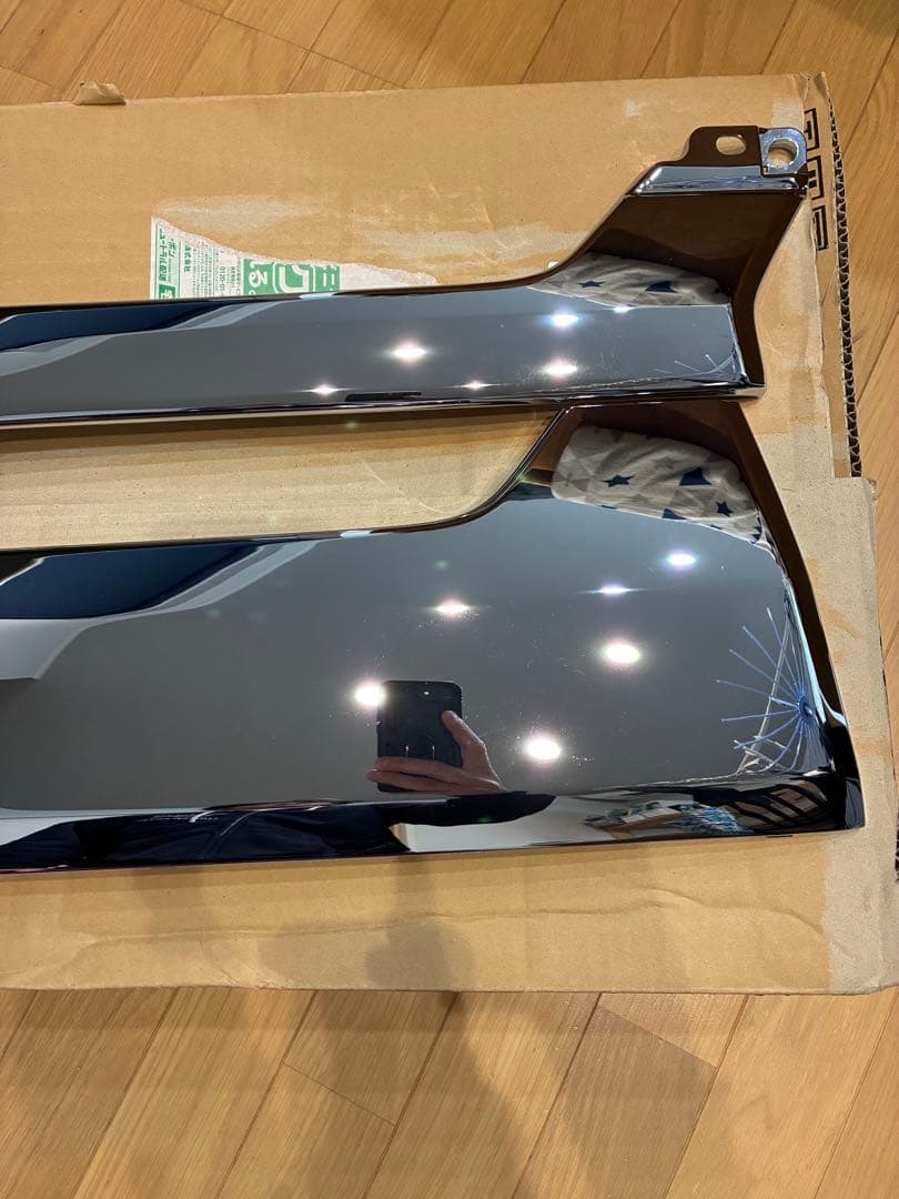 ⭐︎極美品⭐︎ ハイエース 200系 純正 グリル