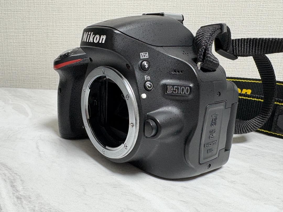 Nikon ニコン D5100 18-55 VR レンズキット