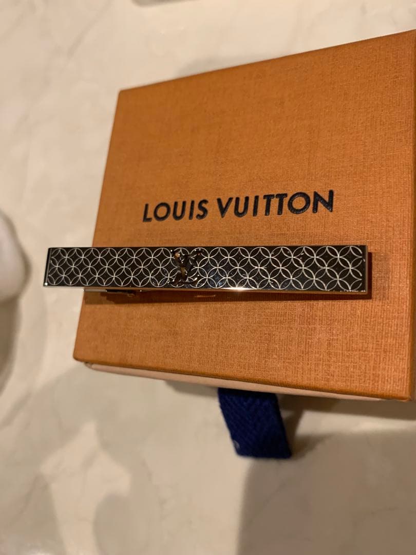Louis Vuitton ヴィトン　ネクタイピン