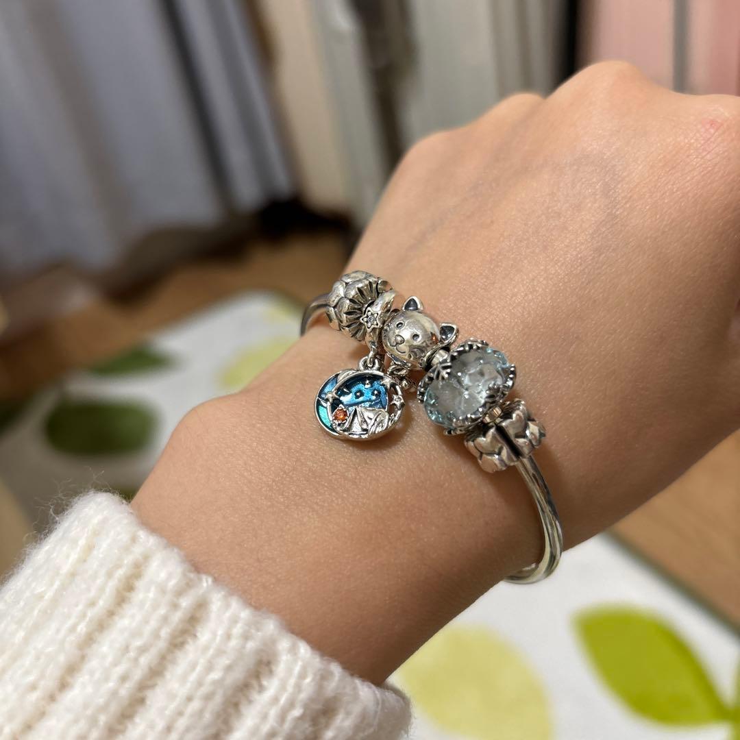 PANDORA シルバーブレスレット チャーム付き