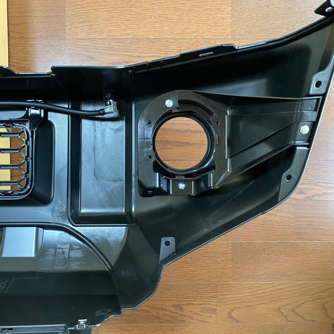 ジムニー JB64 XC 純正フロントバンパー フォグランプなし 新車外し 美品