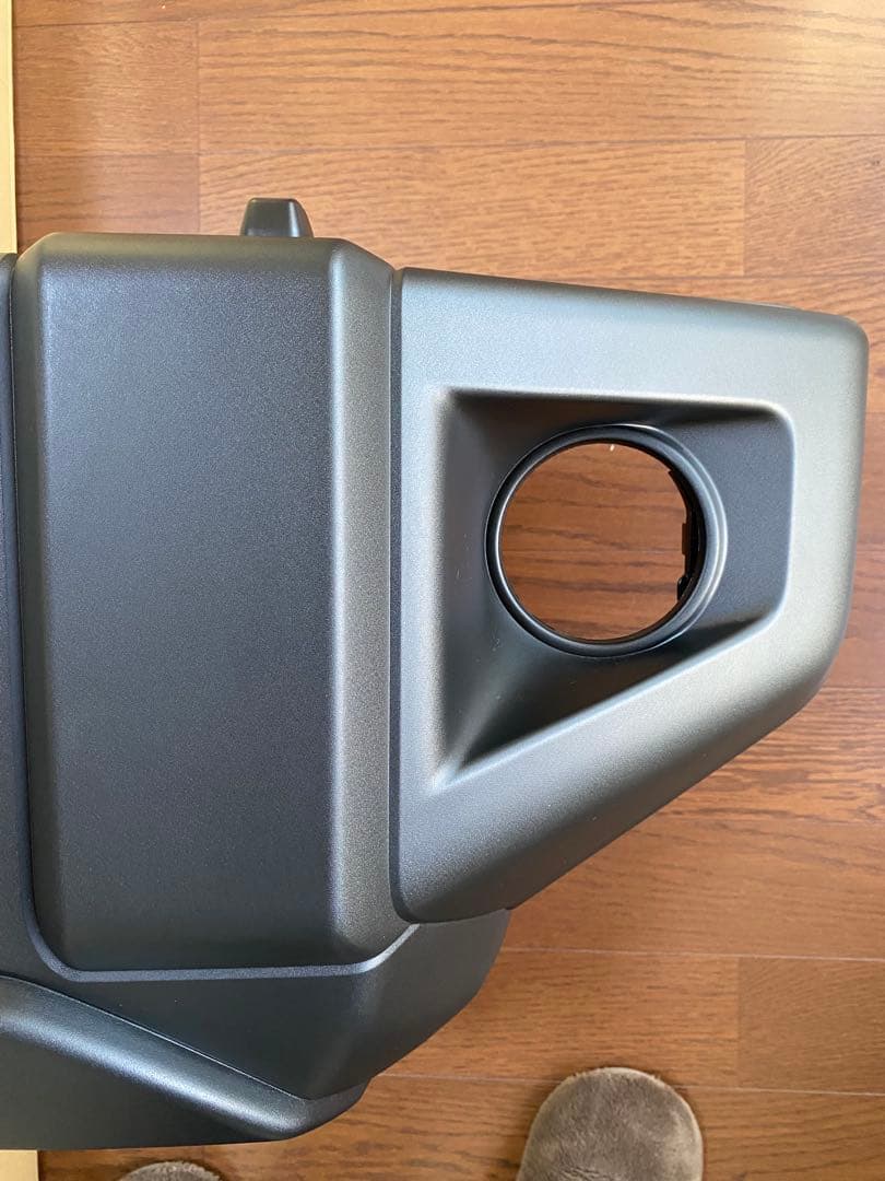 ジムニー JB64 XC 純正フロントバンパー フォグランプなし 新車外し 美品