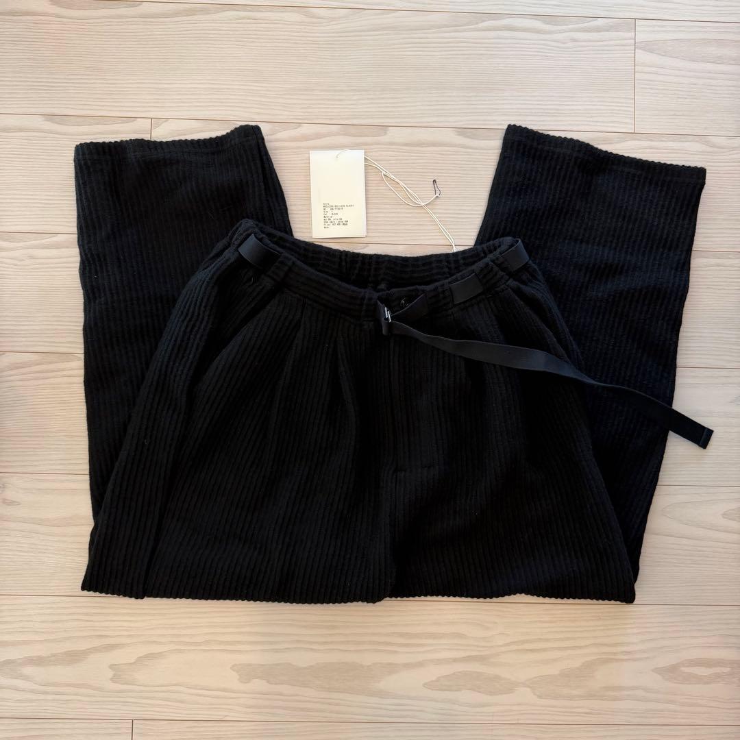 パンツ Ancellm -WOOL CORDUROY BELTLESS SLACKS-