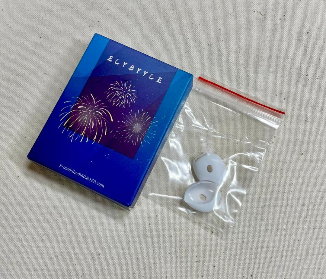 【正規品】AirPods4 ANC搭載（保護カバー、イヤーチップ、ストラップ付）