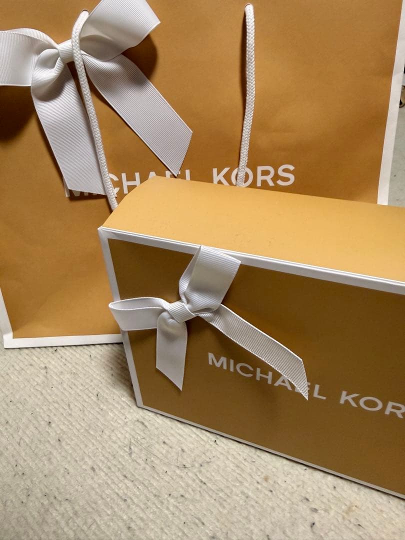 MICHAEL KORS ブラック レザー 長財布