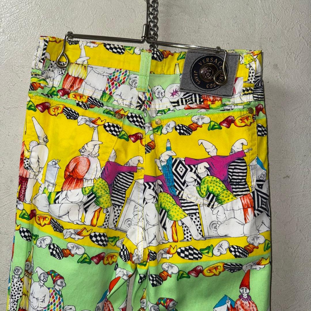 【美品】 VERSACE ヴェルサーチ　柄パンツ　ゴールド　総柄　派手