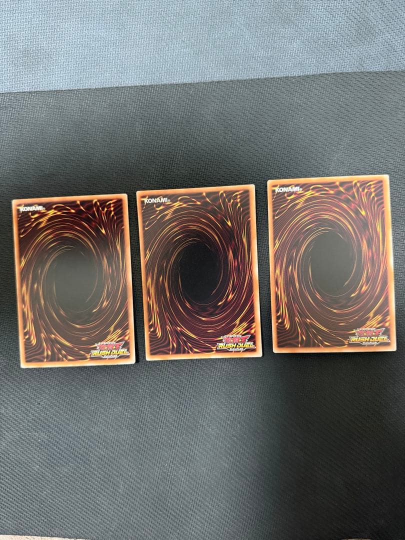 ピカピカラッシュデュエル 歌憐奏女デュオルドール イラスト違い