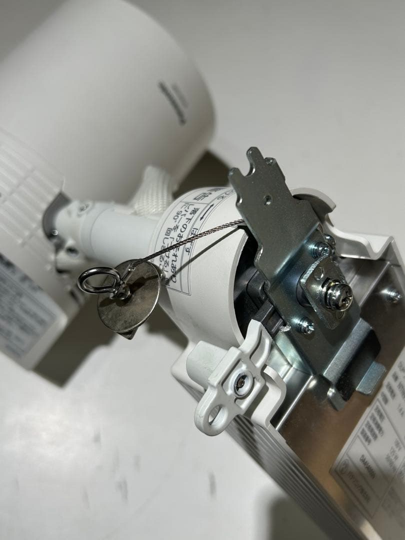 Panasonic NTN91000W プロジェクター②