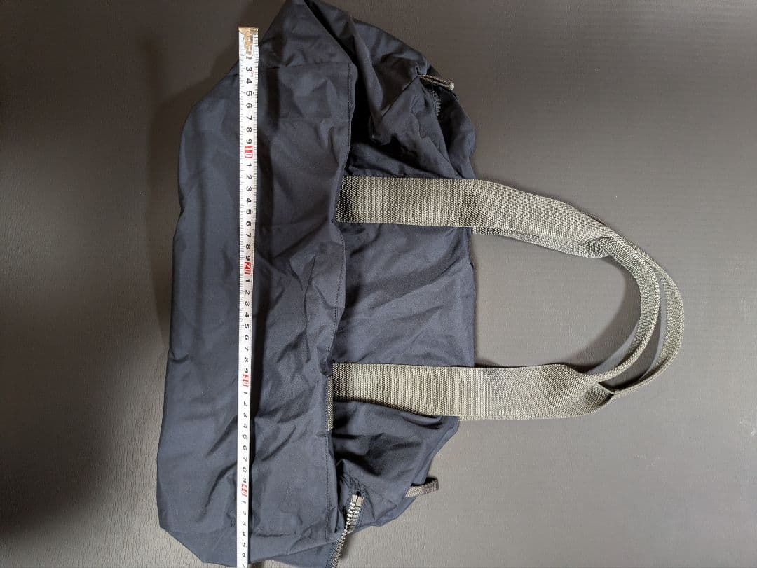 プラダ　ネイビー ナイロン スポーツバック