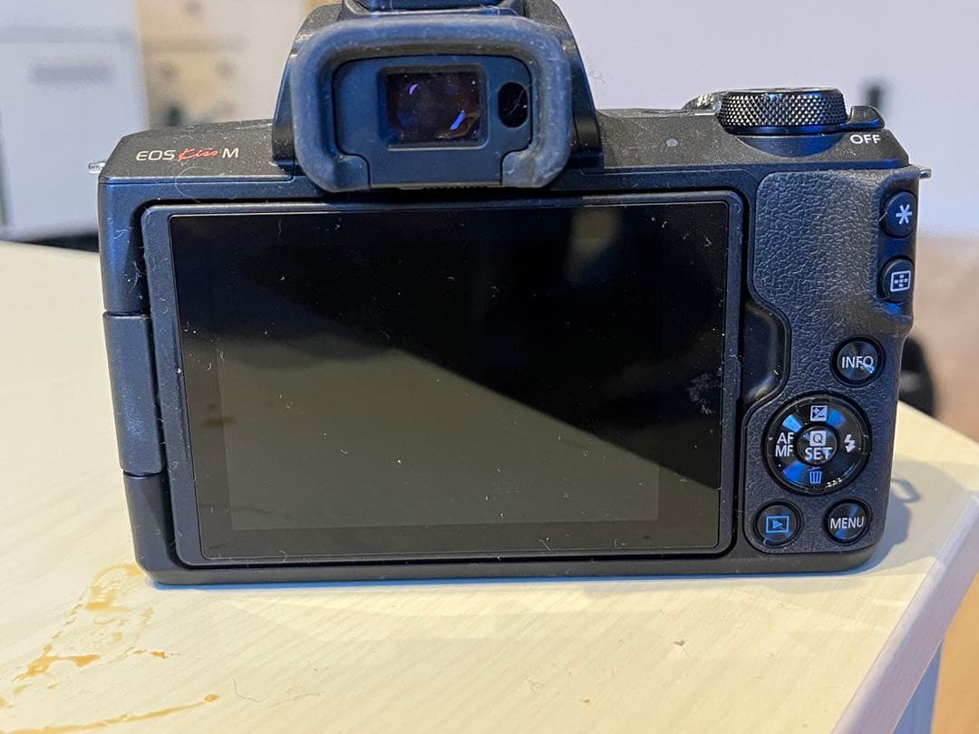 Canon EOS Kiss M ミラーレスカメラ キット