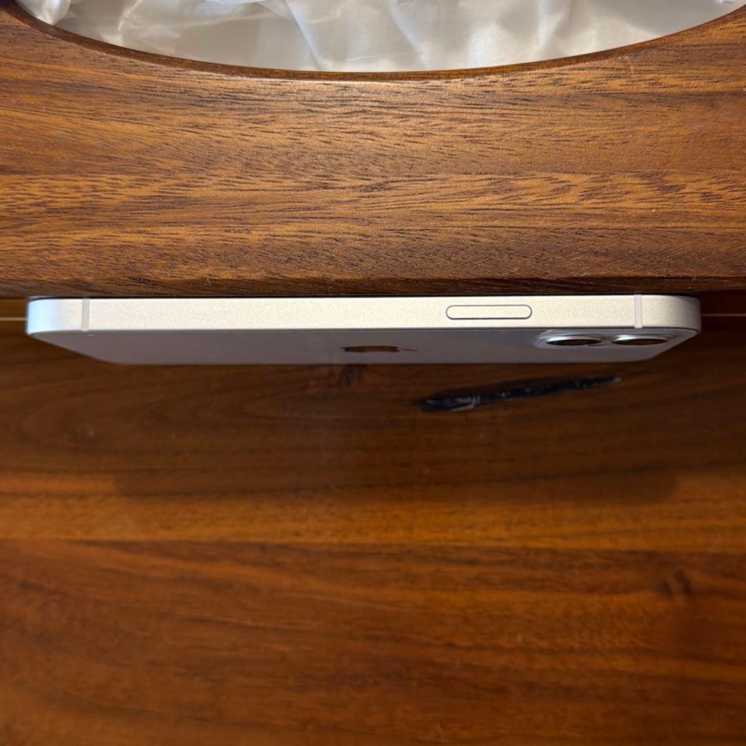 iPhone12ホワイト 64GB SIMフリー ☆ガラスフィルム＆ケーブル付き