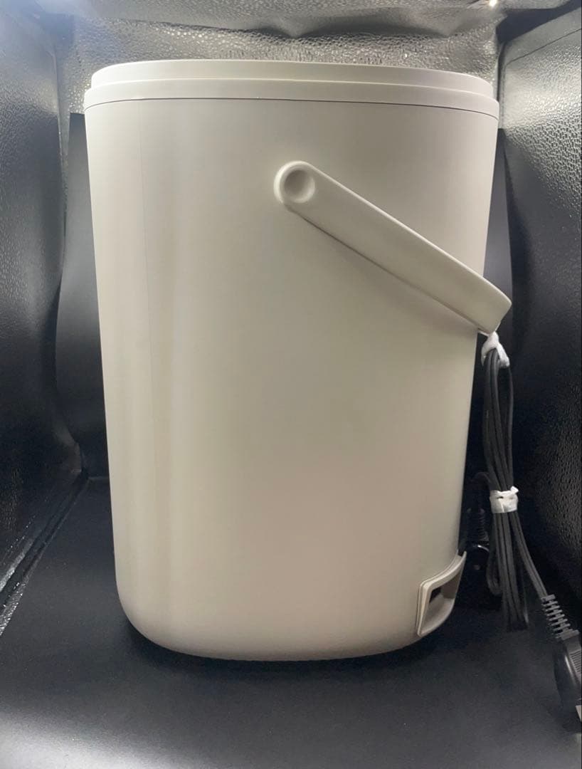 【美品】2025年製モデル　YAMAZEN 置き型加湿器 EKS-V3(W)