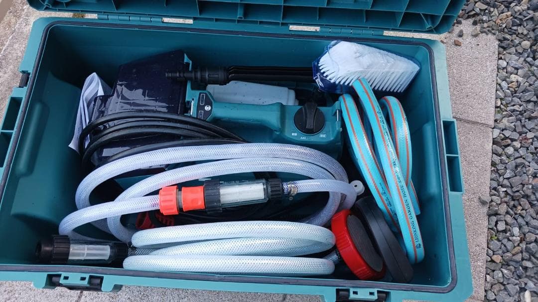 マキタ 充電式高圧洗浄機 MHW080D