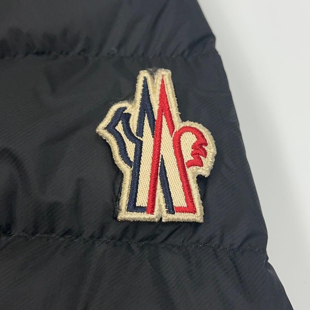 .1695【美品・QR鑑定済み】モンクレール　希少5サイズ ダウンジャケット　黒