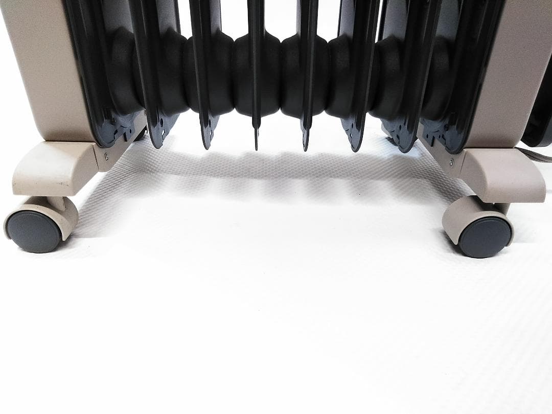 デロンギ　RHJ21F0812-GY　オイルヒーター ヴェルティカルド ★