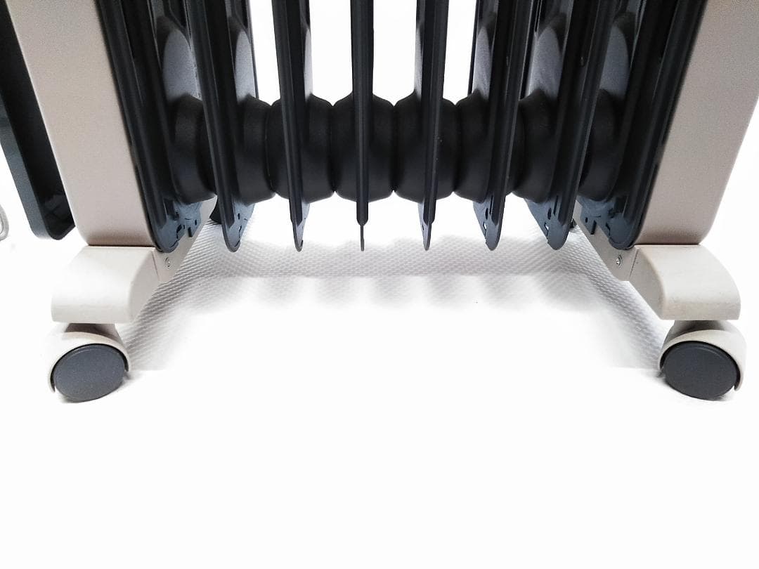 デロンギ　RHJ21F0812-GY　オイルヒーター ヴェルティカルド ★