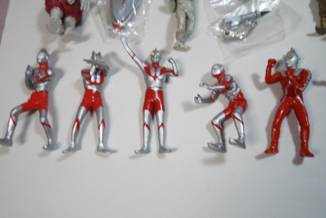 HG ウルトラマン　ウルトラ怪獣　33体セット