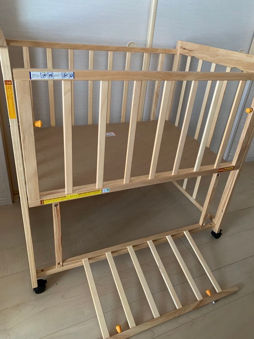 ヤトミ 西松屋 キャスター付きミニベビーベッド 説明書付き 90×60 敷布団付