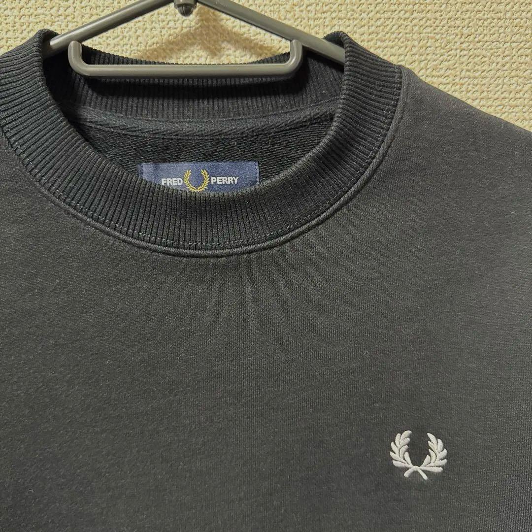 Fred Perry フレッドペリー　ブラック スウェット トレーナー