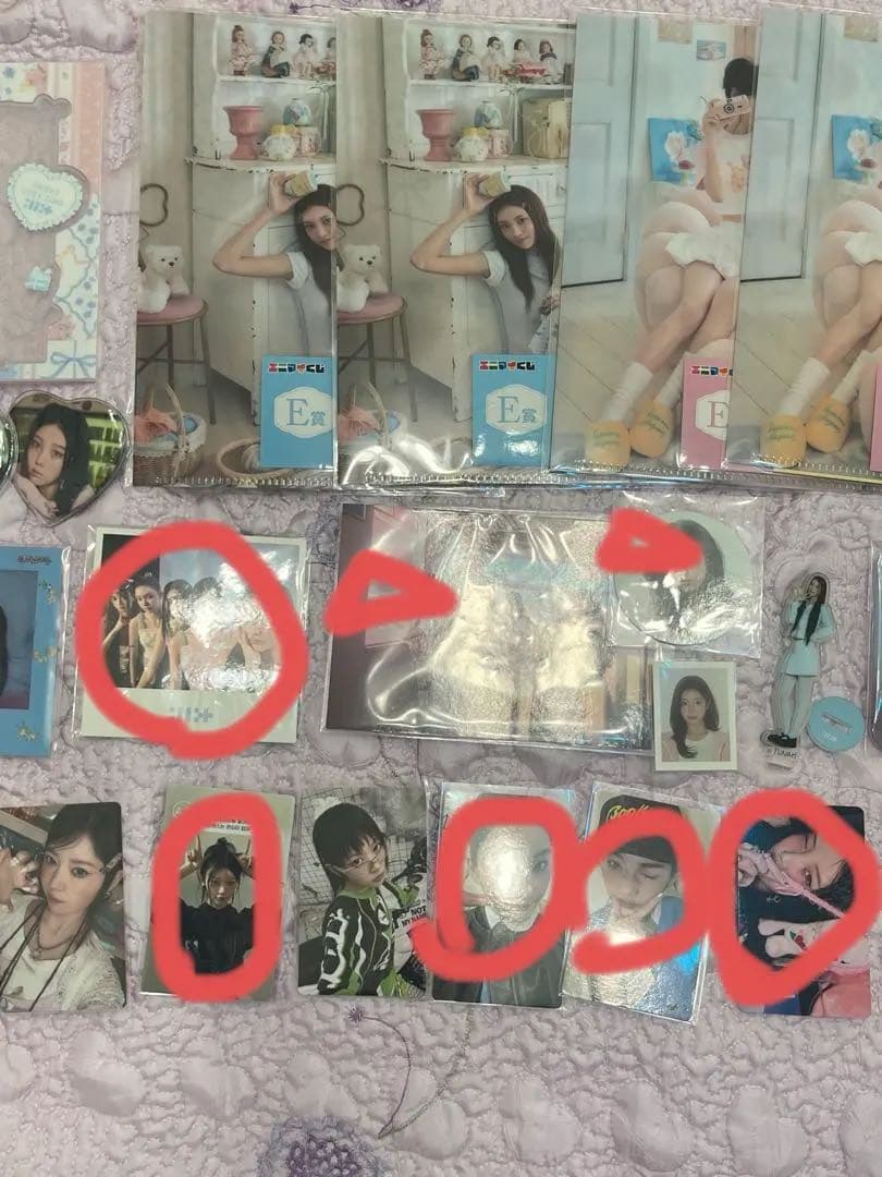 ILLIT ウォンヒ ミンジュ イロハ ユナ モカ 缶バッジ トレカ アクスタ