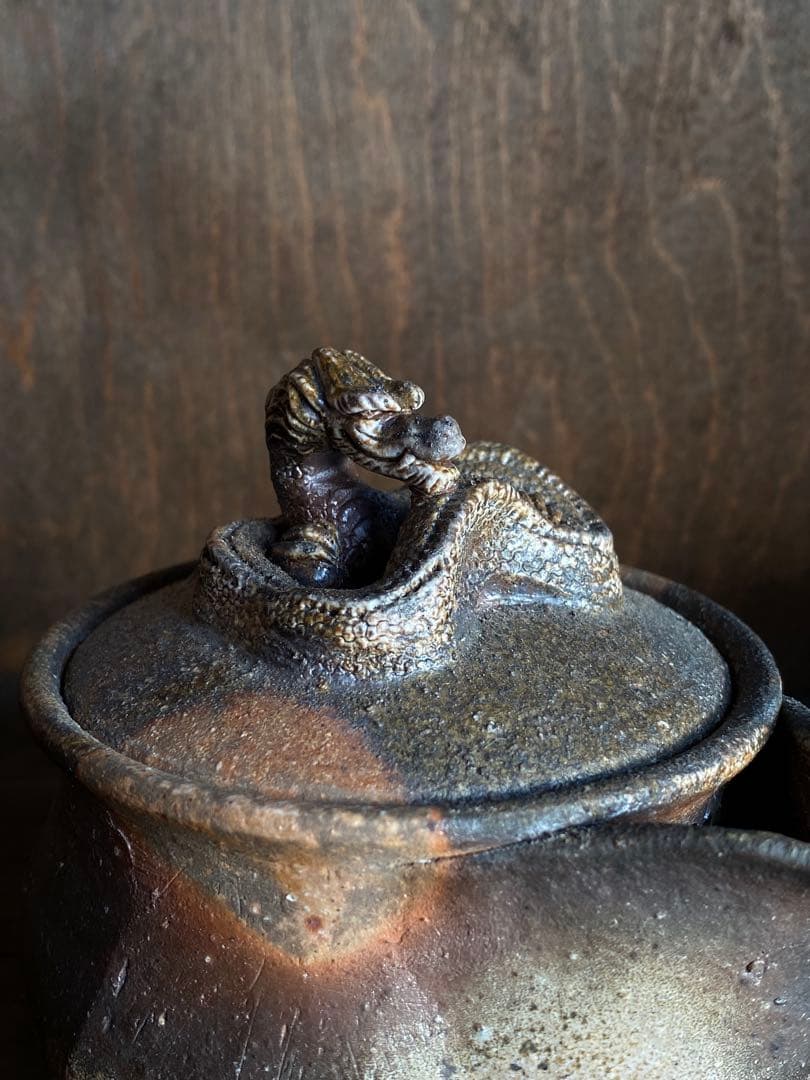 備前焼　龍宝瓶　木箱と陶歴付き