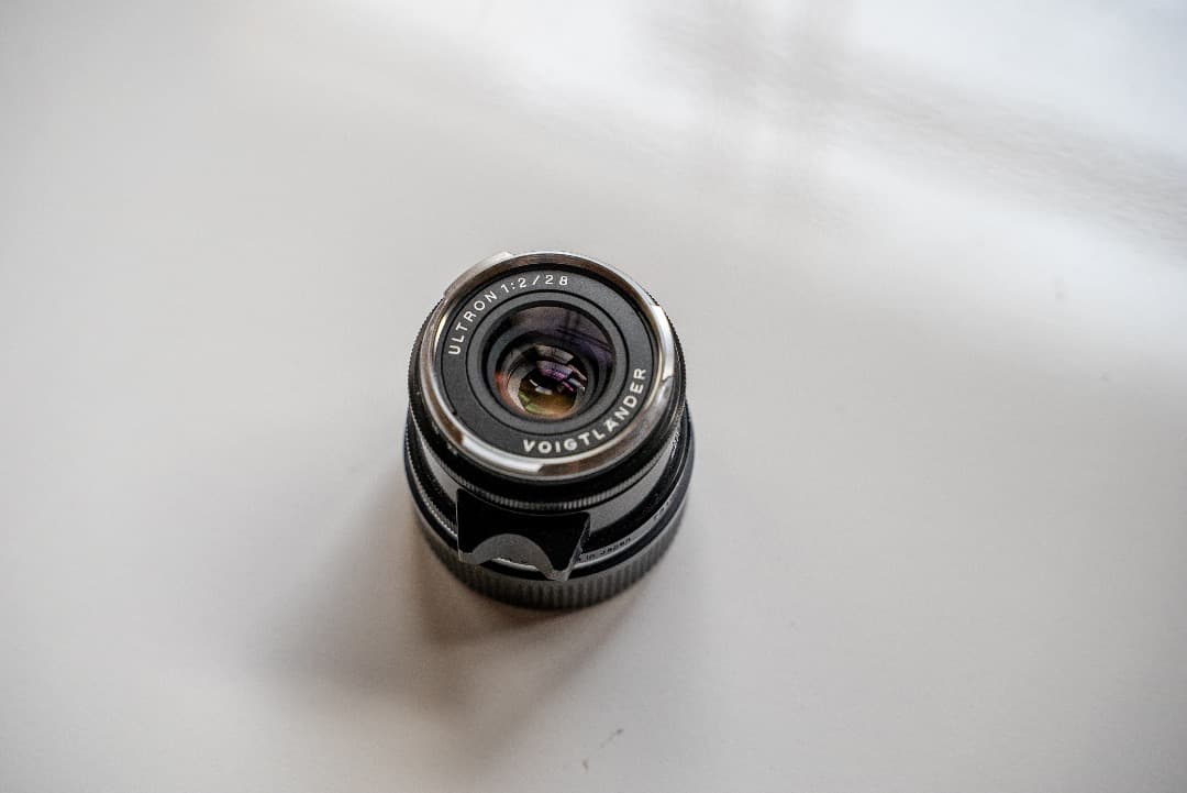 Voigtländer ULTRON 28mm F2 レンズ