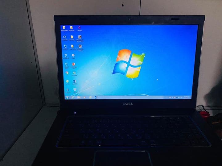 パーソナルコンピュータ