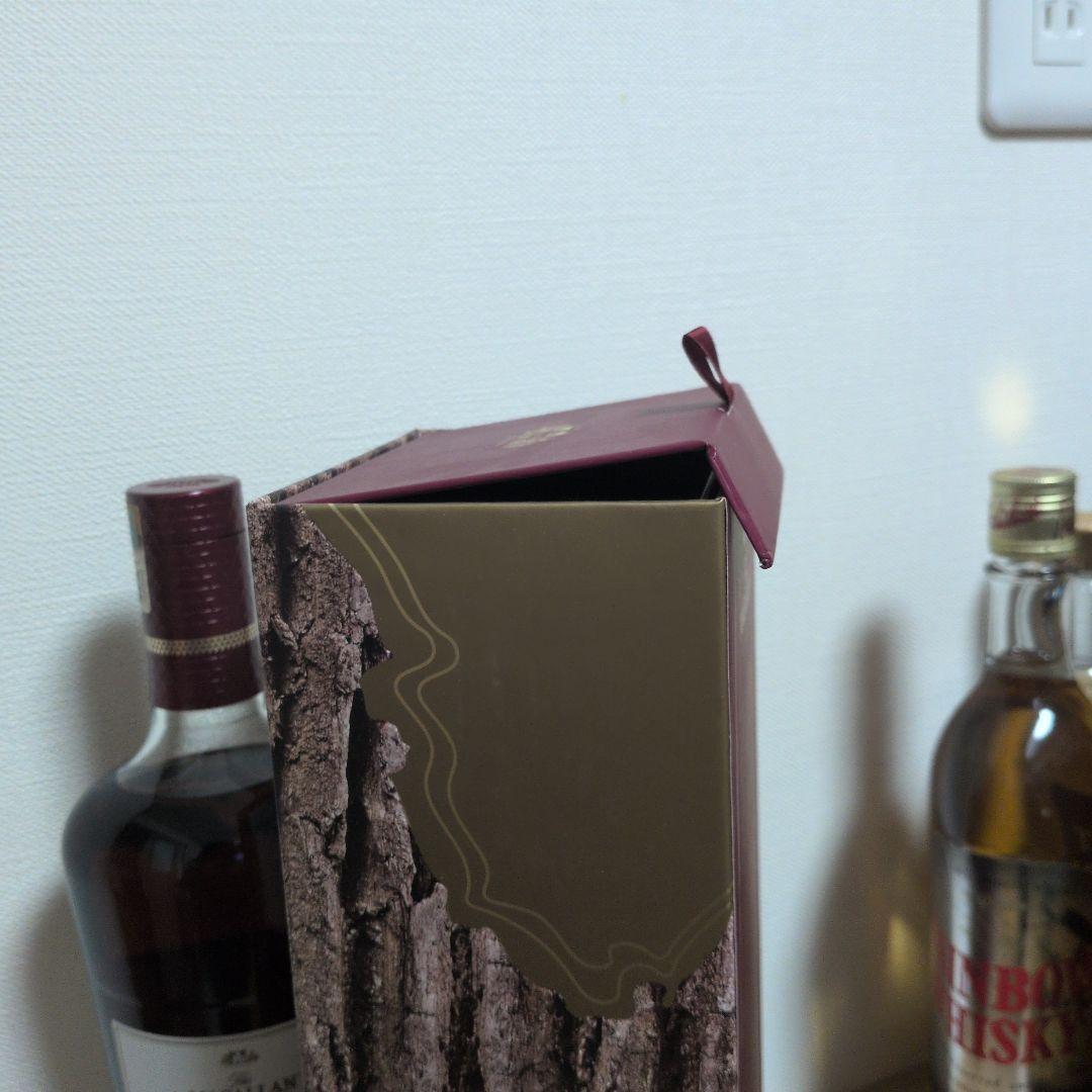 The ＭＡＣＡＬＬＡＮ TERRA