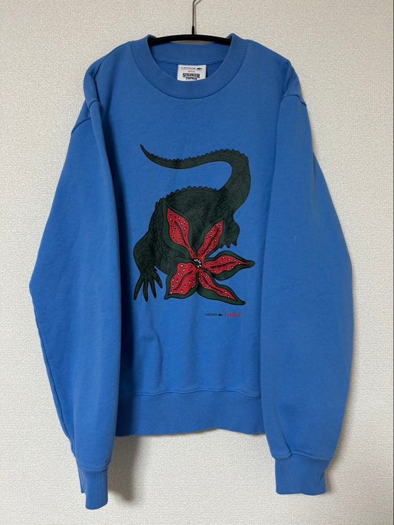 LACOSTE × NETFLIX ワニロゴクルーネックスウェット　トレーナー