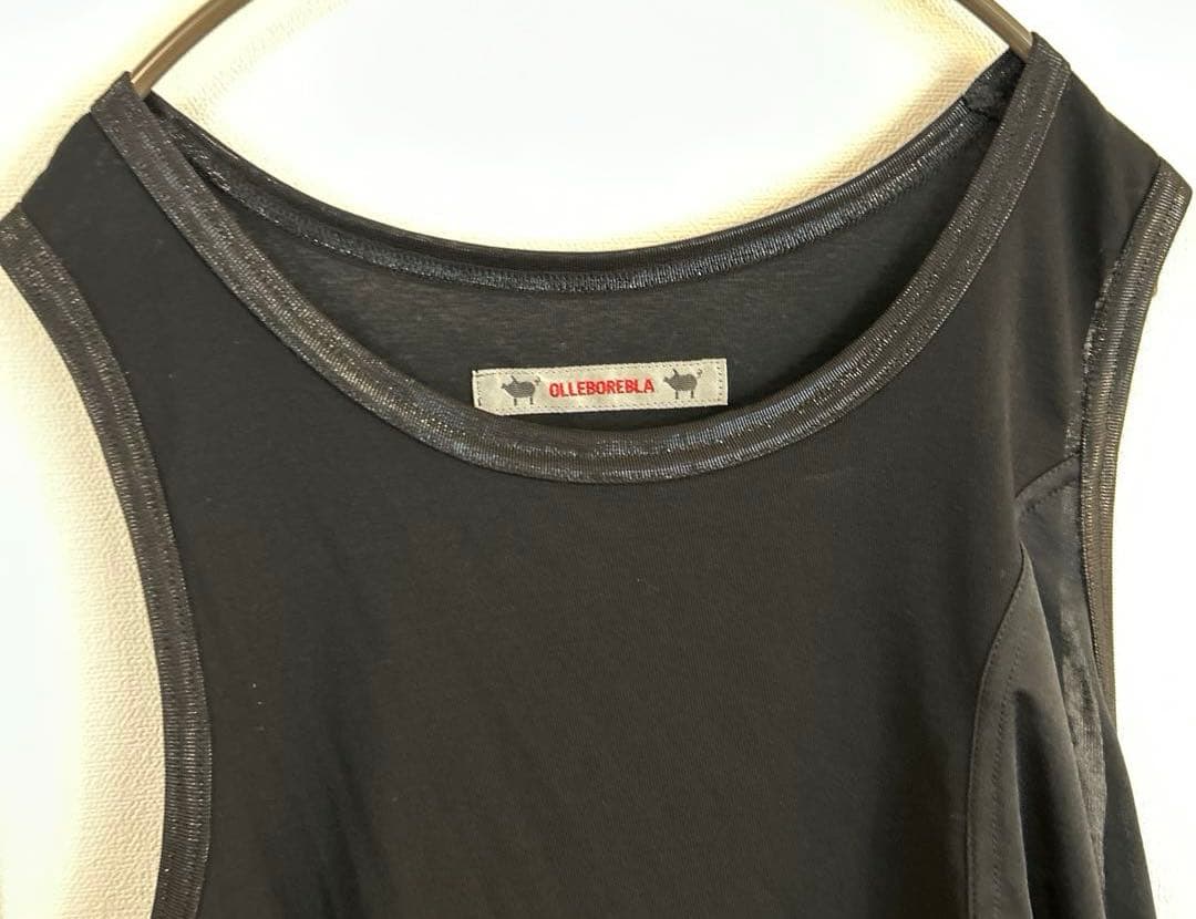 アルベロベロの花柄ビジュー付きノースリーブチュニック