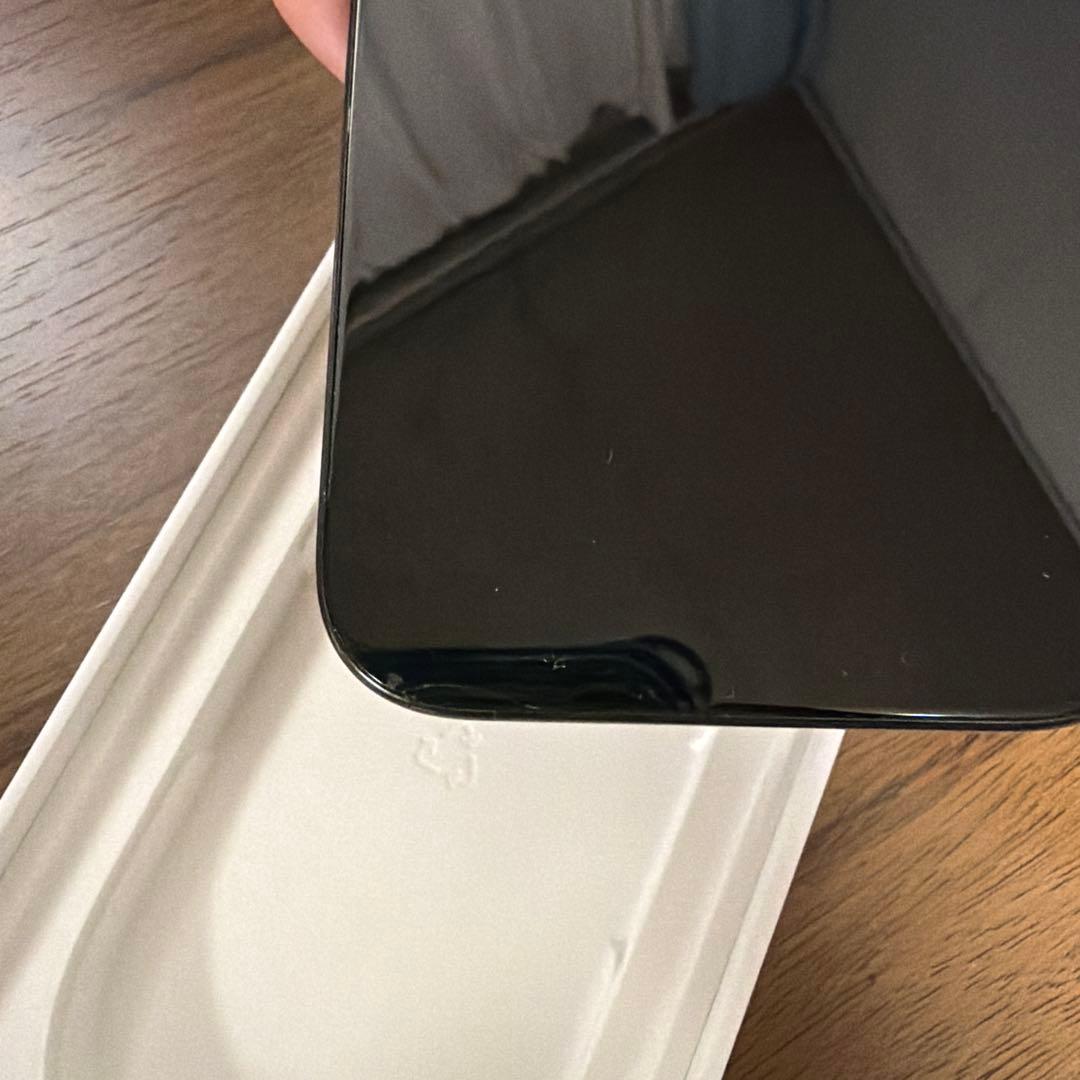 系統迷子　Apple iPhone 16Pro本体ブラックチタニウム