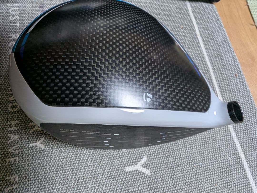 TaylorMade SIM2 MAX ドライバー 10.5度　ウエイト付き