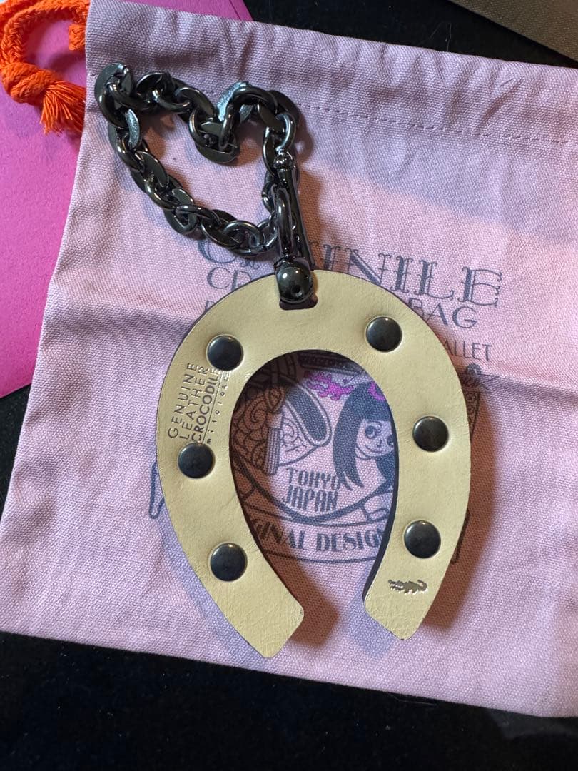 チビナイル　馬蹄チャーム&バングル　黒　クロコダイル　ペンダントのおまけ付き