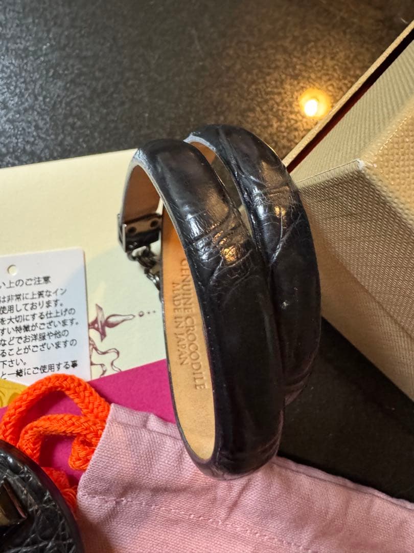 チビナイル　馬蹄チャーム&バングル　黒　クロコダイル　ペンダントのおまけ付き