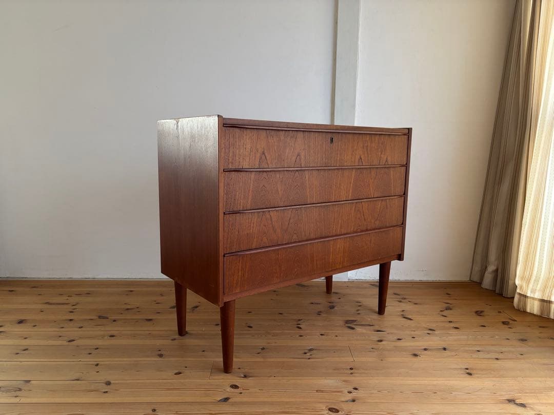 北欧ヴィンテージ　チーク　デンマーク　チェスト