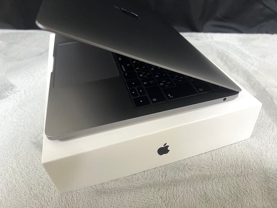 【ジャンク】MacBook Pro 13インチ 2017 61W純正アダプタ付き