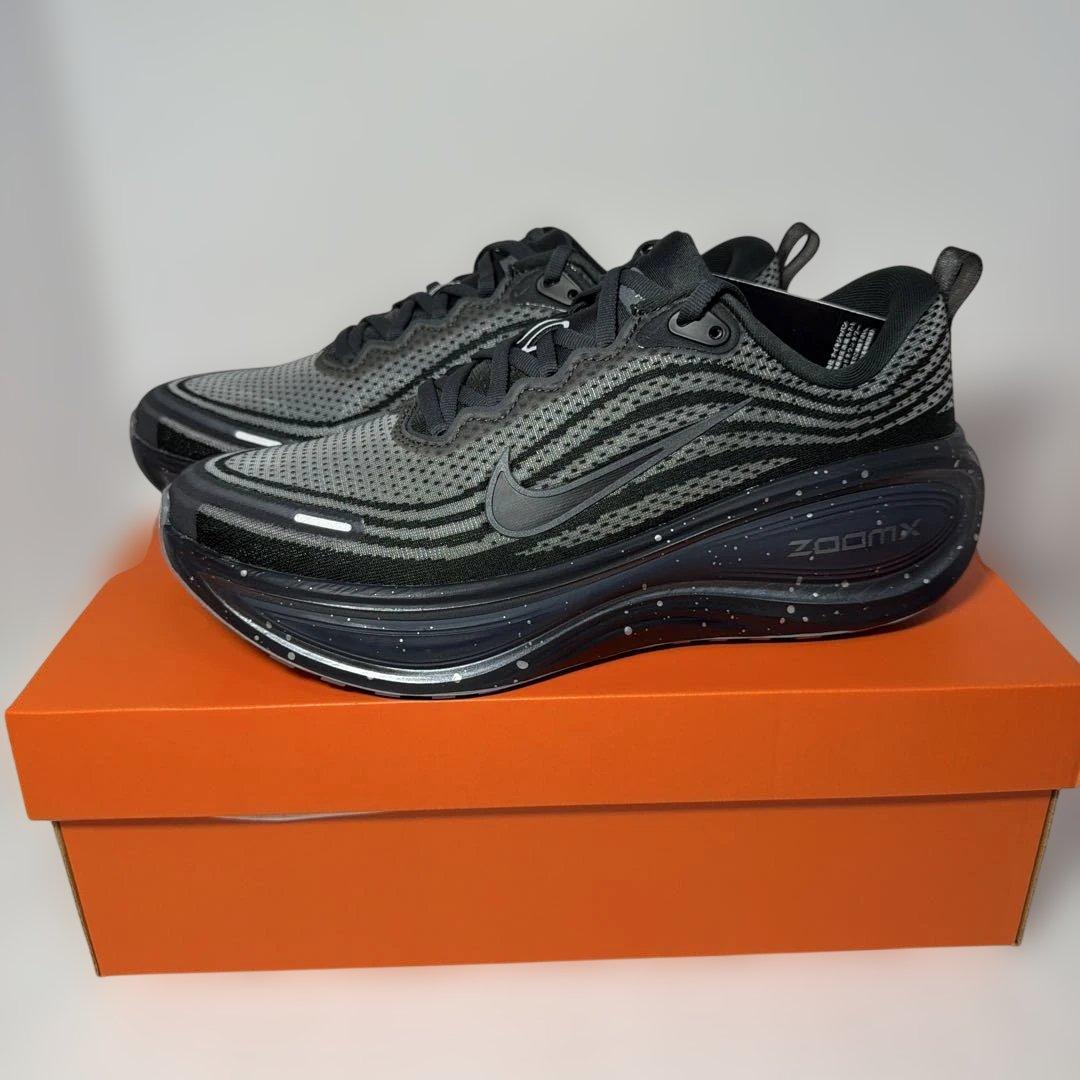 27.0 新品 NIKE VOMERO PLUS SPECKLE ボメロ プラス