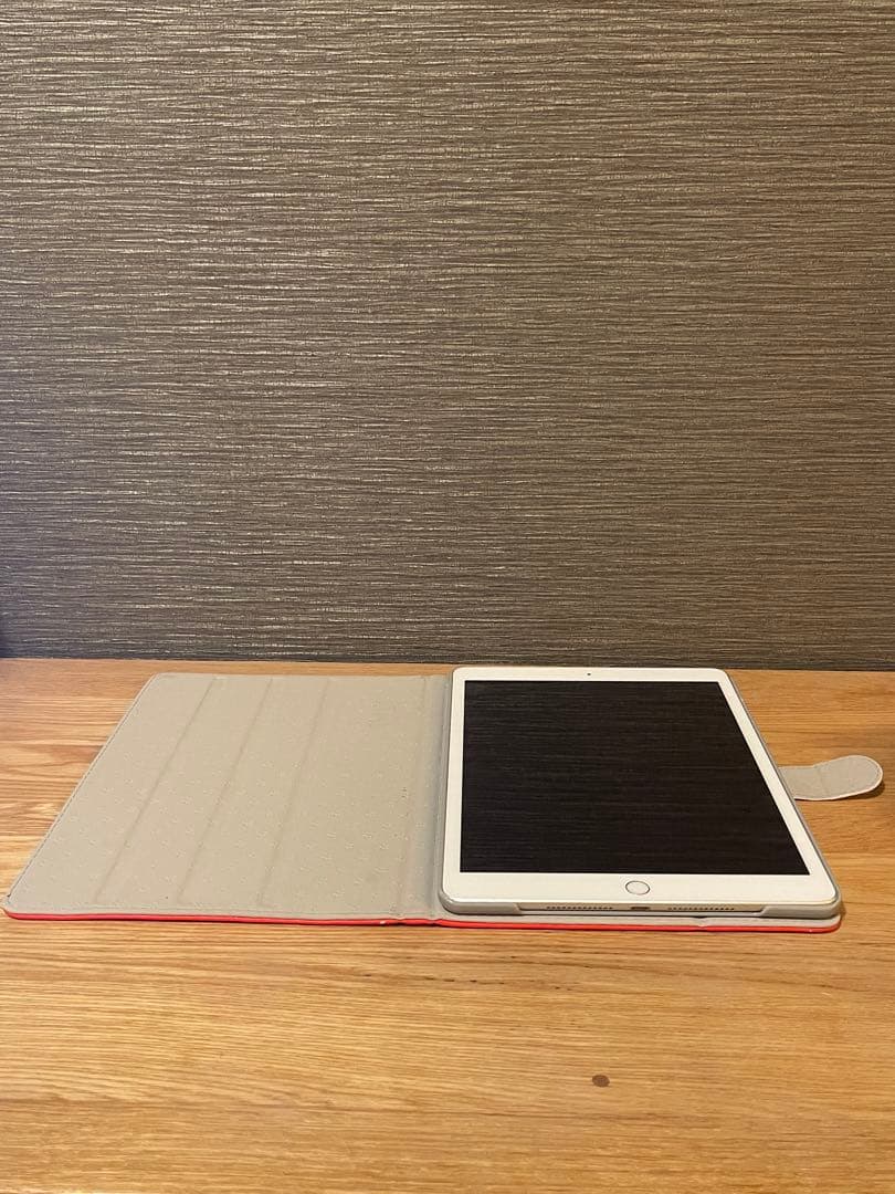 iPad 第7世代　128GB Wi-Fi+Cellular