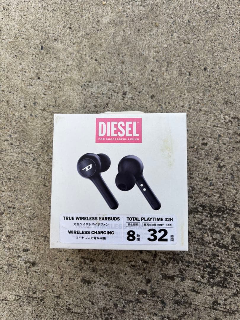DIESEL TRUE WIRELESS EARBUDS ワイヤレスイヤホン
